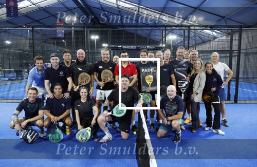 Laren 13 november 2024
Boekpresentatie over Padel met oa Matthias Scholten Johnny de Mol Fatima Moreiro de Melo en Martijn Lusink /