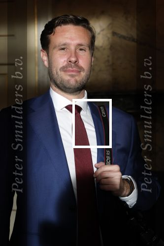 Soestdijk 20 november 2024
Prinses Margarita opent de tentoonstelling schitteren op Soestdijk . Patrick v Katwijk heeft de fotos gemaakt .