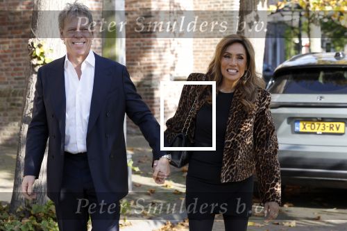Broek en Waterland 26 oktober 2024
Douwe Bob en Anouk trouwen in de kerk van Broek en Waterland . Douwe arriveert met zijn zoontje op een paard bij de kerk. Patty Brard kwam met haar man Antoine