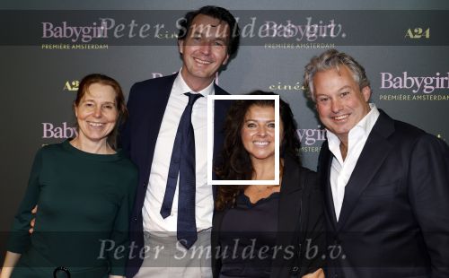 Amsterdam 25 november 2024
Premiere Babygirl in Tuschinski . Halina Reijn is de producente. Paul v Riessen en ....