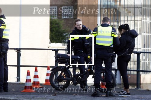 Amsterdam 12 november 2024
Poltitie controles op fatbikes in het centrum van Amsterdam.