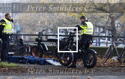 Amsterdam 12 november 2024
Poltitie controles op fatbikes in het centrum van Amsterdam.