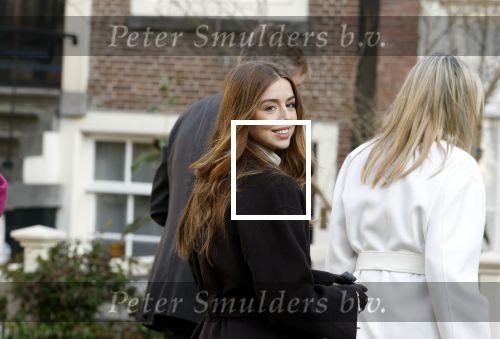 Amsterdam 29 november 2024
Fotouurtje Koninklijk huis met Koning Willem Alexander Koningin Maxima Prinses Amalia Prinses Alexia Prinses Ariane en hun hondje Mambo . De shoot vond plaats op het Begijnhof in het centrum van Amsterdam.