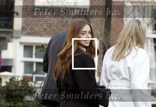 Amsterdam 29 november 2024
Fotouurtje Koninklijk huis met Koning Willem Alexander Koningin Maxima Prinses Amalia Prinses Alexia Prinses Ariane en hun hondje Mambo . De shoot vond plaats op het Begijnhof in het centrum van Amsterdam.