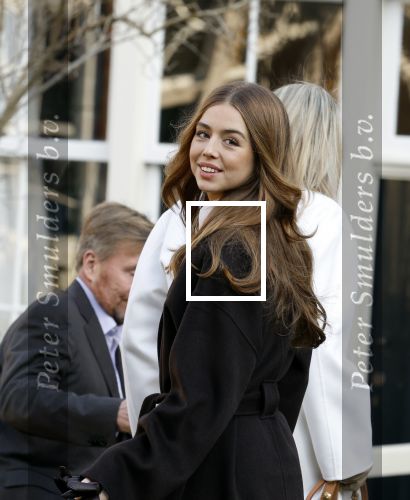 Amsterdam 29 november 2024
Fotouurtje Koninklijk huis met Koning Willem Alexander Koningin Maxima Prinses Amalia Prinses Alexia Prinses Ariane en hun hondje Mambo . De shoot vond plaats op het Begijnhof in het centrum van Amsterdam.