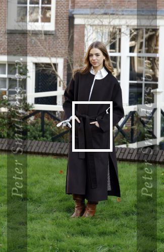 Amsterdam 29 november 2024
Fotouurtje Koninklijk huis met Koning Willem Alexander Koningin Maxima Prinses Amalia Prinses Alexia Prinses Ariane en hun hondje Mambo . De shoot vond plaats op het Begijnhof in het centrum van Amsterdam.