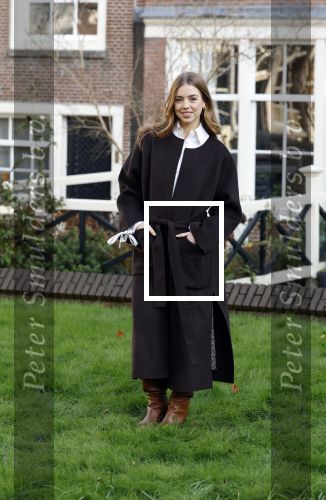 Amsterdam 29 november 2024
Fotouurtje Koninklijk huis met Koning Willem Alexander Koningin Maxima Prinses Amalia Prinses Alexia Prinses Ariane en hun hondje Mambo . De shoot vond plaats op het Begijnhof in het centrum van Amsterdam.