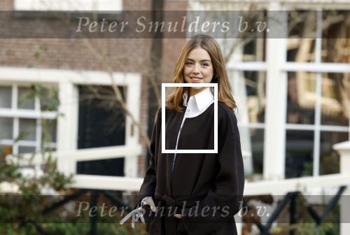 Amsterdam 29 november 2024
Fotouurtje Koninklijk huis met Koning Willem Alexander Koningin Maxima Prinses Amalia Prinses Alexia Prinses Ariane en hun hondje Mambo . De shoot vond plaats op het Begijnhof in het centrum van Amsterdam.
