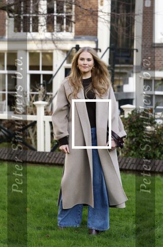 Amsterdam 29 november 2024
Fotouurtje Koninklijk huis met Koning Willem Alexander Koningin Maxima Prinses Amalia Prinses Alexia Prinses Ariane en hun hondje Mambo . De shoot vond plaats op het Begijnhof in het centrum van Amsterdam.