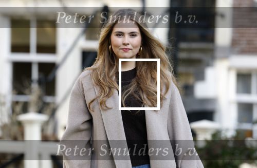 Amsterdam 29 november 2024
Fotouurtje Koninklijk huis met Koning Willem Alexander Koningin Maxima Prinses Amalia Prinses Alexia Prinses Ariane en hun hondje Mambo . De shoot vond plaats op het Begijnhof in het centrum van Amsterdam.