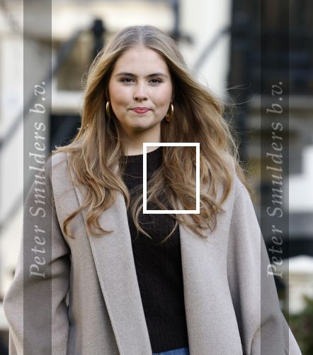 Amsterdam 29 november 2024
Fotouurtje Koninklijk huis met Koning Willem Alexander Koningin Maxima Prinses Amalia Prinses Alexia Prinses Ariane en hun hondje Mambo . De shoot vond plaats op het Begijnhof in het centrum van Amsterdam.