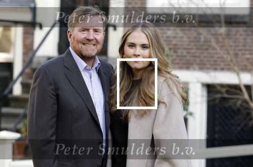 Amsterdam 29 november 2024
Fotouurtje Koninklijk huis met Koning Willem Alexander Koningin Maxima Prinses Amalia Prinses Alexia Prinses Ariane en hun hondje Mambo . De shoot vond plaats op het Begijnhof in het centrum van Amsterdam.