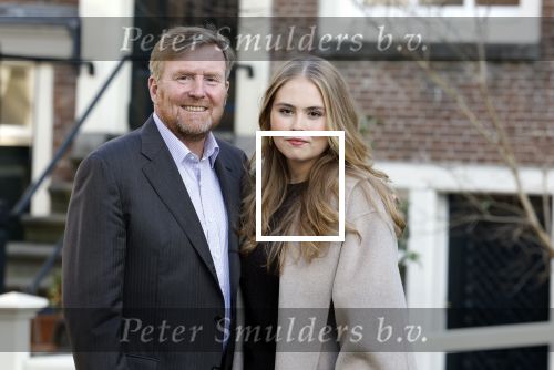 Amsterdam 29 november 2024
Fotouurtje Koninklijk huis met Koning Willem Alexander Koningin Maxima Prinses Amalia Prinses Alexia Prinses Ariane en hun hondje Mambo . De shoot vond plaats op het Begijnhof in het centrum van Amsterdam.