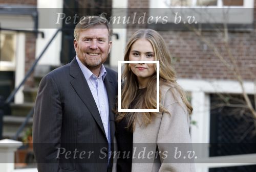 Amsterdam 29 november 2024
Fotouurtje Koninklijk huis met Koning Willem Alexander Koningin Maxima Prinses Amalia Prinses Alexia Prinses Ariane en hun hondje Mambo . De shoot vond plaats op het Begijnhof in het centrum van Amsterdam.