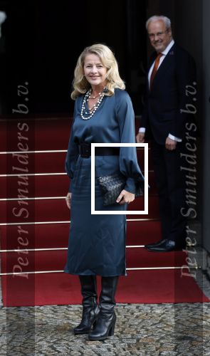Amsterdam 3 december 2024
Uitreiking Prins Calus prijzen in het paleis op de dam . Aanwezig names koninklijke familie , Koning Willem Alexander Prins Constantijn Prinses Laurentien  en Prinses Mabel .