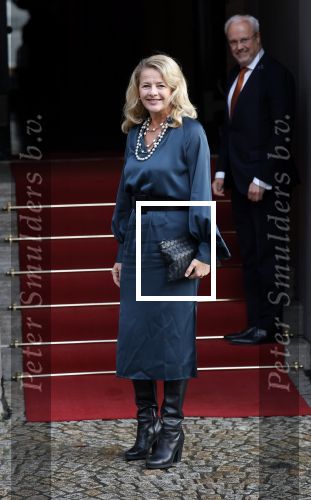 Amsterdam 3 december 2024
Uitreiking Prins Calus prijzen in het paleis op de dam . Aanwezig names koninklijke familie , Koning Willem Alexander Prins Constantijn Prinses Laurentien  en Prinses Mabel .