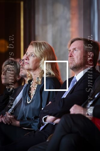 Amsterdam 3 december 2024
Uitreiking Prins Calus prijzen in het paleis op de dam . Aanwezig names koninklijke familie , Koning Willem Alexander Prins Constantijn Prinses Laurentien  en Prinses Mabel .