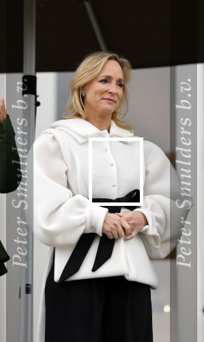 Soestdijk 20 november 2024
Prinses Margarita opent de tentoonstelling schitteren op Soestdijk . Patrick v Katwijk heeft de fotos gemaakt .