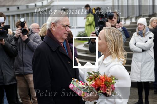 Soestdijk 20 november 2024
Prinses Margarita opent de tentoonstelling schitteren op Soestdijk . Patrick v Katwijk heeft de fotos gemaakt .