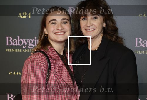 Amsterdam 25 november 2024
Premiere Babygirl in Tuschinski . Halina Reijn is de producente. Renee Fokker met dochter Esah