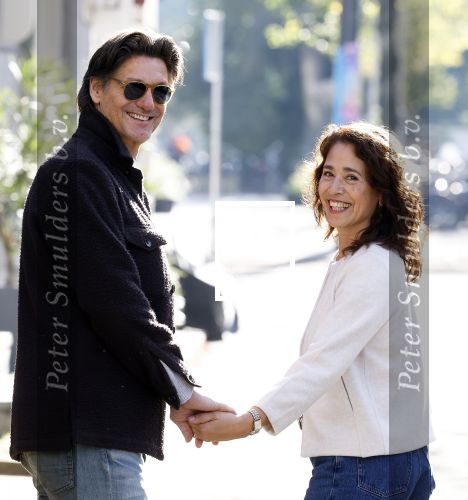 Amsterdam 26 oktober 2024
Rick Engelkes is weer samen met zijn ex en moeder van zijn dochters Annemarie .