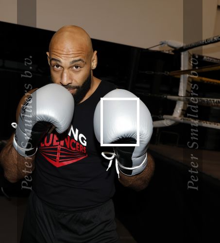 Hoofddorp 25 november 2024
Training Boxing influencers met oa Dave Roelvink Bravo Mark Schaaf  Geraldo Holzken Niek Holzken Roy  Meyer Goudtje Oussama Ahammoud Boer Ayoub en Sem v Dijk . Monica Geuze en Kaj Gorgels presenteren het .