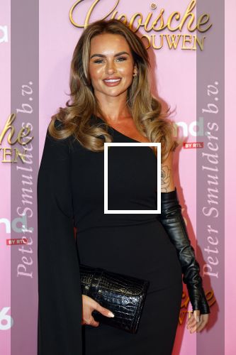 Amsterdam 22 oktober 2024
Premiere Gooische vrouwen in het DeLaMar theater. Sarah v Soelen kwam met Koen Kardashian