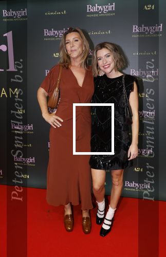 Amsterdam 25 november 2024
Premiere Babygirl in Tuschinski . Halina Reijn is de producente. Saskia Noort met dochter Julia Schellekens