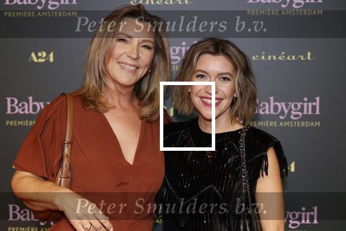 Amsterdam 25 november 2024
Premiere Babygirl in Tuschinski . Halina Reijn is de producente. Saskia Noort met dochter Julia Schellekens