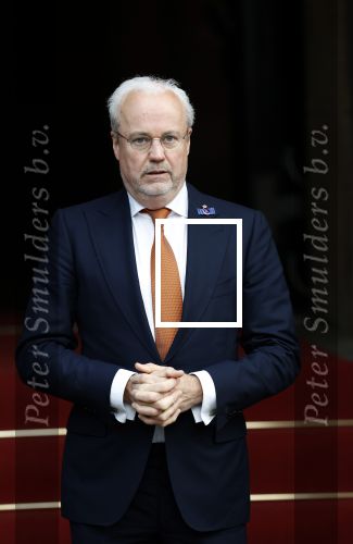 Amsterdam 3 december 2024
Uitreiking Prins Calus prijzen in het paleis op de dam . Aanwezig names koninklijke familie , Koning Willem Alexander Prins Constantijn Prinses Laurentien  en Prinses Mabel . Hofmaarschalk Sjoert Klein Schiphorst