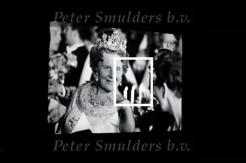 Soestdijk 20 november 2024
Prinses Margarita opent de tentoonstelling schitteren op Soestdijk . Patrick v Katwijk heeft de fotos gemaakt .