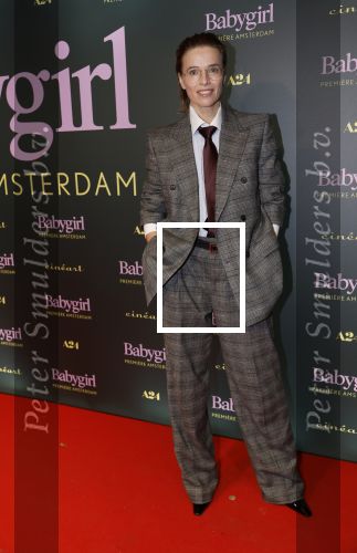 Amsterdam 25 november 2024
Premiere Babygirl in Tuschinski . Halina Reijn is de producente. Thekla Reuten kwam met Tommy Driessen