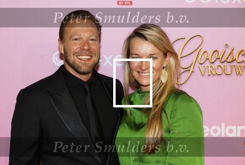Amsterdam 22 oktober 2024
Premiere Gooische vrouwen in het DeLaMar theater. Tim Klijn met zijn vrouw