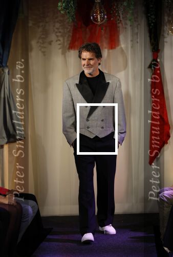 Amsterdam 2 december 2024
Addy v d Krommenacker heeft kleding ontworpen voor terre des Hommes .
oa Carolien ter Linden Jet de Nijs Justine Marcella Dwight v d Vijver Duco Bauwens Marianne Timmer en Laurien Verstraten liepen mee met de show. Toine v peperstraten
