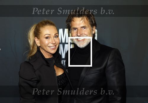Amsterdam 5 november 2024
Premiere Videoland van  Mocro mafia in Tuschinski. Toine v peperstraten met partner