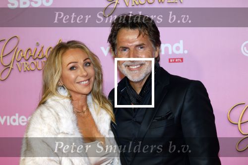 Amsterdam 22 oktober 2024
Premiere Gooische vrouwen in het DeLaMar theater. Toine v peperstraten met partner