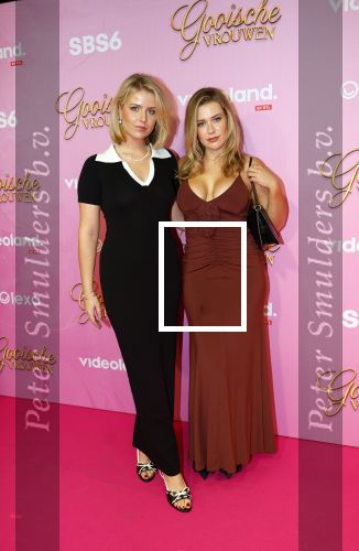 Amsterdam 22 oktober 2024
Premiere Gooische vrouwen in het DeLaMar theater. Victoria Vermeer en Kim de Bruin