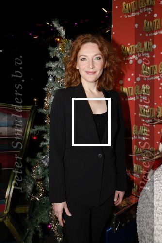 Amsterdam 5 november 2024
Presentatie cast Santa Claus is comeing to town in het ziggo dome . Aanwezige cast Willemijn Verkaik Dominique v Hulst (Zangeres Do) Noortje Herlaar Buddy Vedder en Frank Lammers als kerstman .