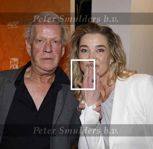 Amstelveen 176 november 2025
Premiere Hotel vol liefde in de schouwburg van Amstelveen . Albert Diks met verloofde Joyce