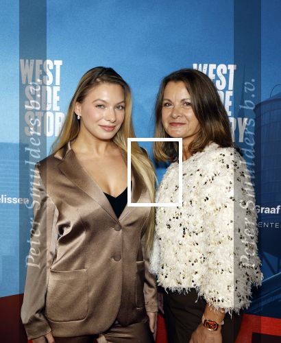 Rotterdam 23 november 2025
Premiere West side story in het nieuwe luxor. Amber Delil met moeder