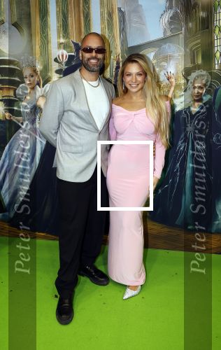 Amsterdam 18 november 2025
Premiere Wicked in het deLaMar theater . Amber Delil en Dj hato