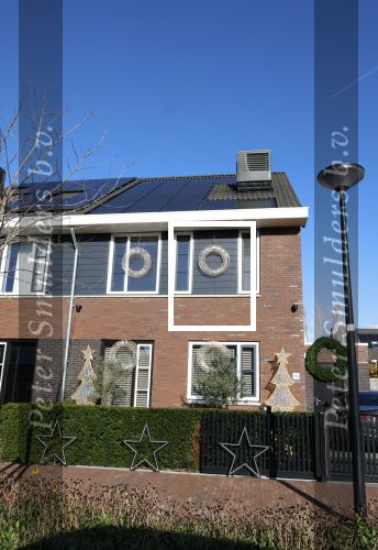 Wilnis 9 november 2025
Andre Hazes en zijn vriendin Noa Braaf vertrekken vanaf hun huis .