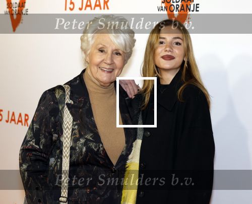 Leiden 30 oktober 2025
15 jaar de musical soldaat v Oranje . Annewil Blankers met kleindochter