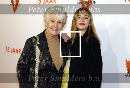 Leiden 30 oktober 2025
15 jaar de musical soldaat v Oranje . Annewil Blankers met kleindochter
