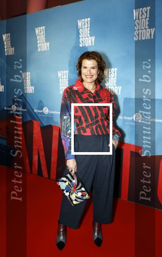 Rotterdam 23 november 2025
Premiere West side story in het nieuwe luxor. Anouk v Nes kwam met haar partner