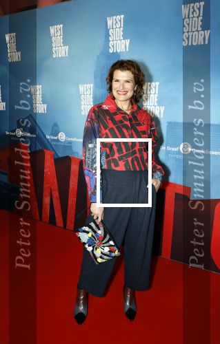 Rotterdam 23 november 2025
Premiere West side story in het nieuwe luxor. Anouk v Nes kwam met haar partner