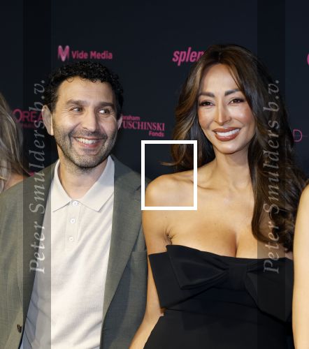 Amsterdam 27 oktober 2025
Premiere Perfectly imperfect in Tuschinski met oa Yolanthe Cabau v Kasbergen en Nicolette v Dam . Appie Boudellah
