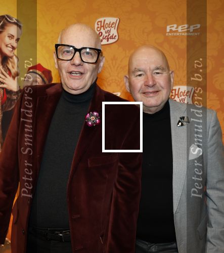 Amstelveen 176 november 2025
Premiere Hotel vol liefde in de schouwburg van Amstelveen . Arie Cupe met partner