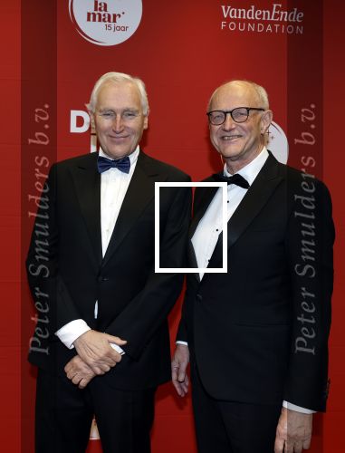 Amsterdam 30 november 2025
80 jaar het DeLaMar theater . Arthur Japin poseert met partner Lex Jansen