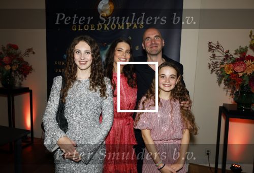 Amsterdam 31 november 2025
Presentatie boek Susan Smit en Chris Berens in het west indisch huis. Chris Berens kwam met zijn vrouw en kinderen